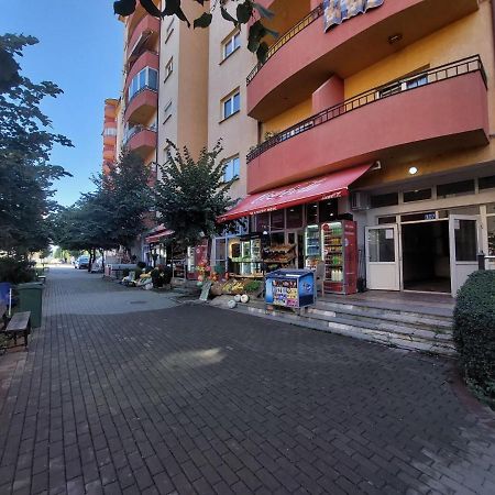My Home In Prishtina - Spacious & Cozy 2Br Apartment With Balcony Пристина Екстериор снимка