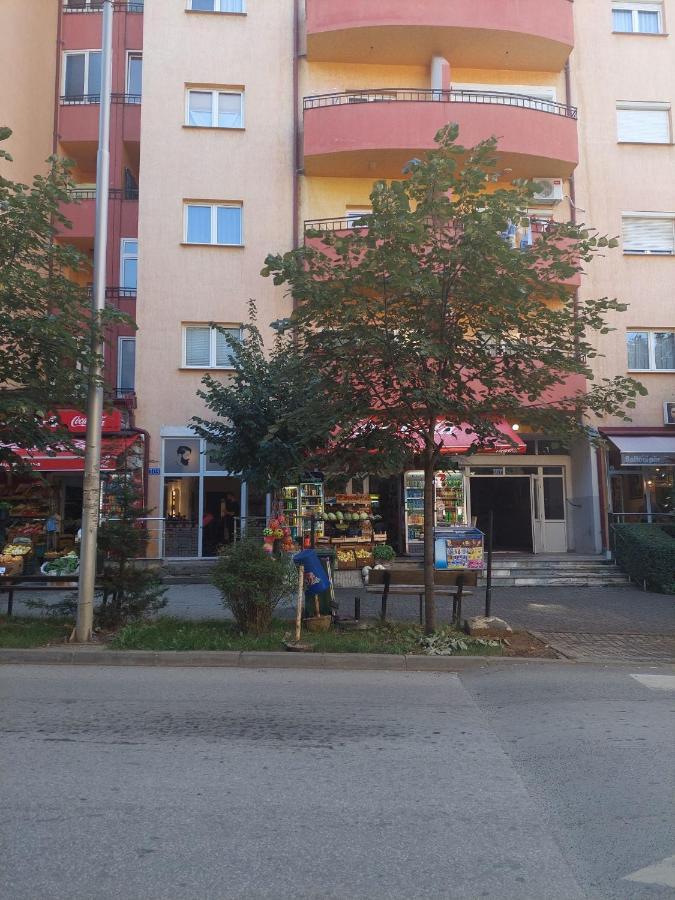 My Home In Prishtina - Spacious & Cozy 2Br Apartment With Balcony Пристина Екстериор снимка