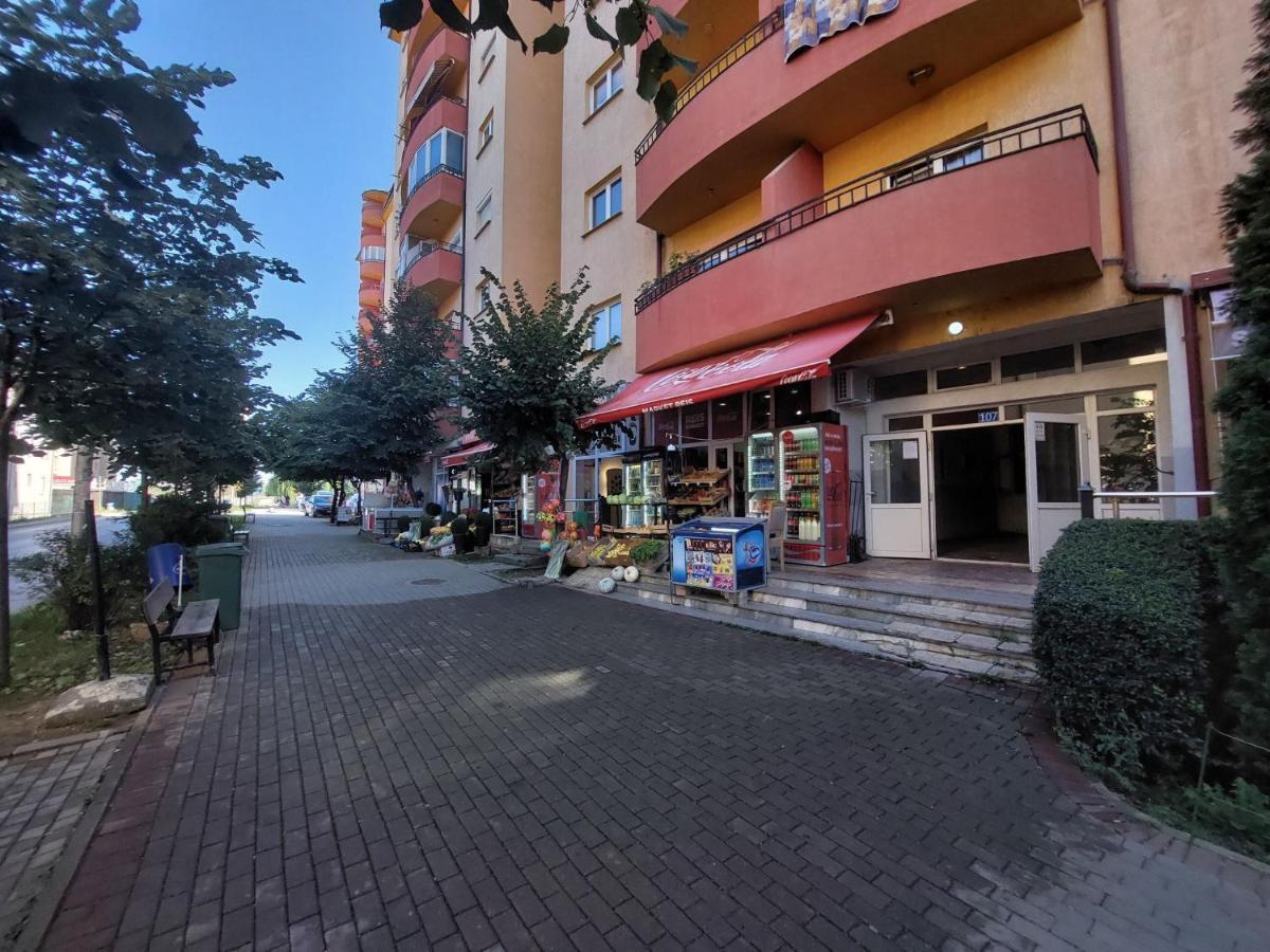 My Home In Prishtina - Spacious & Cozy 2Br Apartment With Balcony Пристина Екстериор снимка